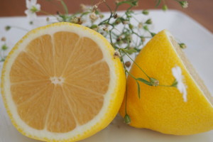 6 Reasons to Love Lemons + DIY Scrub