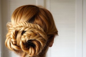How to: Chic Braided Bun Updo